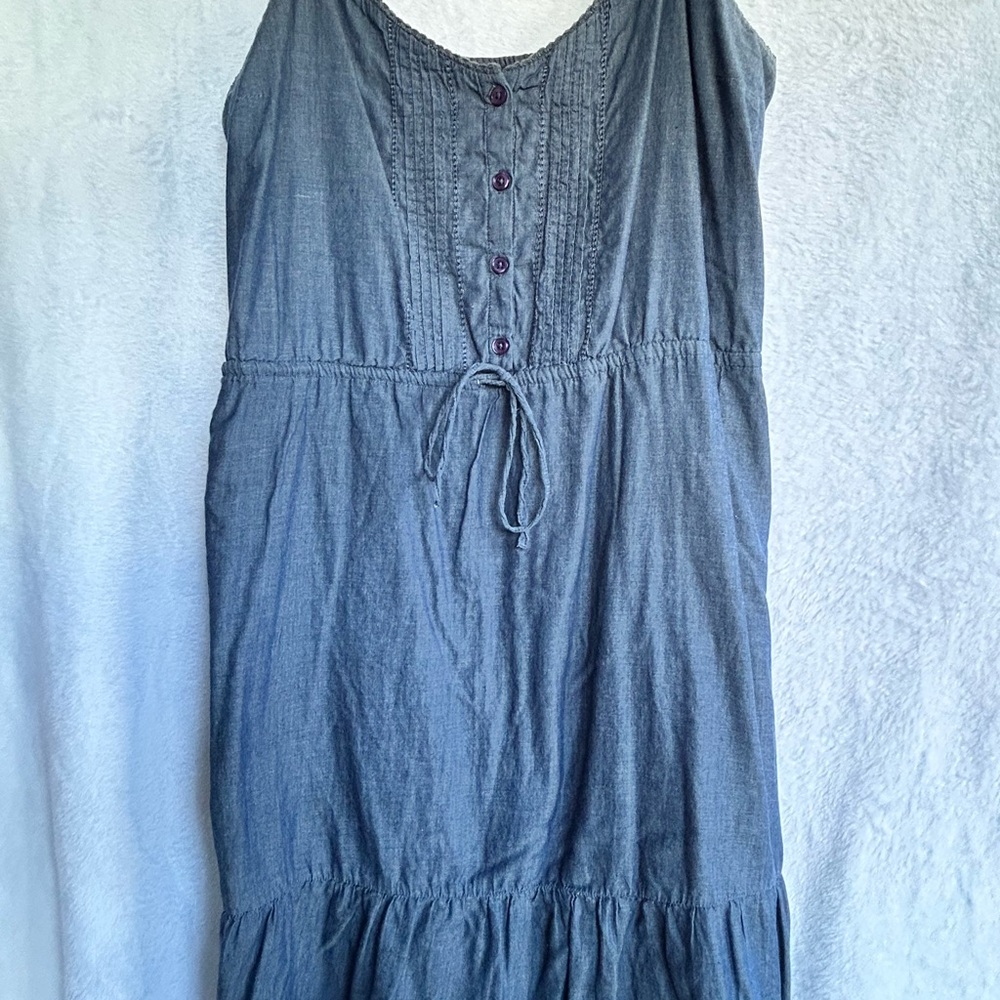 Old Navy 2012 Women’s Blue Chambray Spaghetti Strap dress, size L